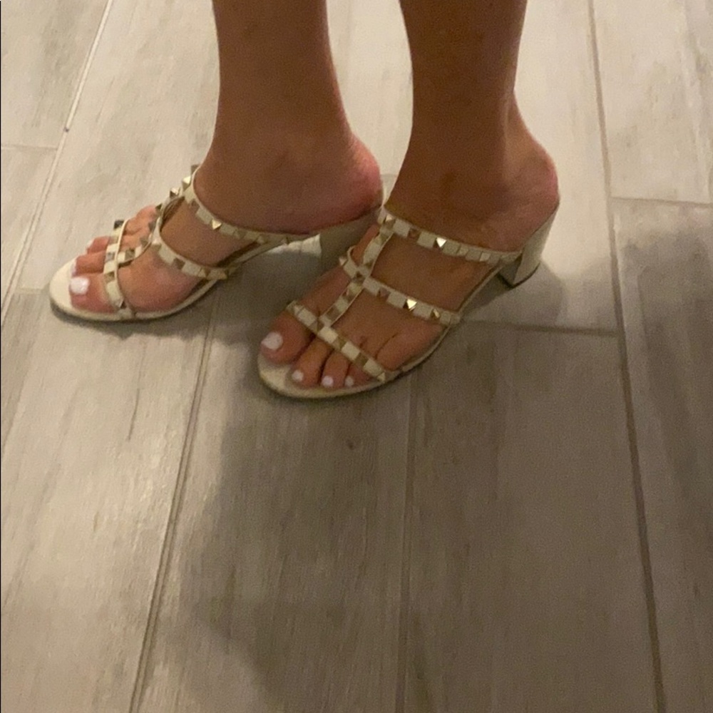 Valentino Rockstud